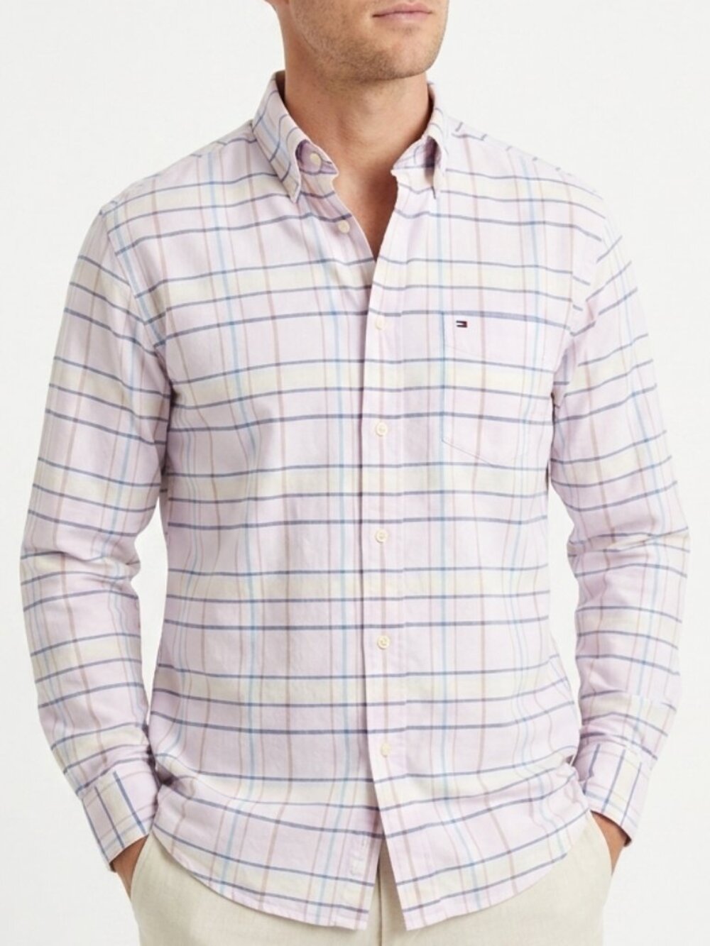 SALE!  Mens Tommy Hilfiger Plaid Shirt w/ Long Sleeves